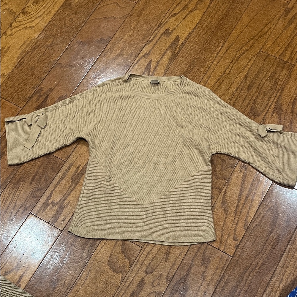Chicos Tan Brown Bell Split Sleeve Bow Sweater